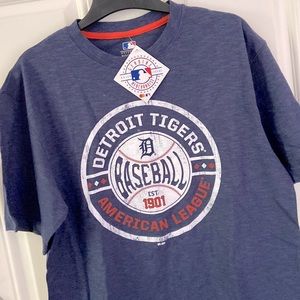Detroit Tigers distressed graphic tee NEW! MLB medium blue